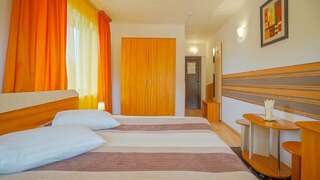 Мотели Motel Rolizo Brasov Брашов Двухместный номер с 1 кроватью и балконом-5
